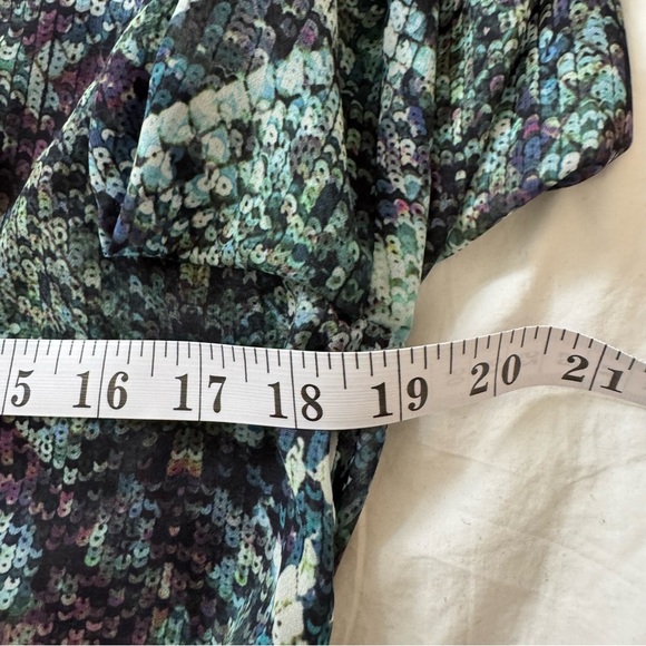 NWT Cartise Women's Print Blouse - Green and Purple Size 4 - Picture 6 of 8